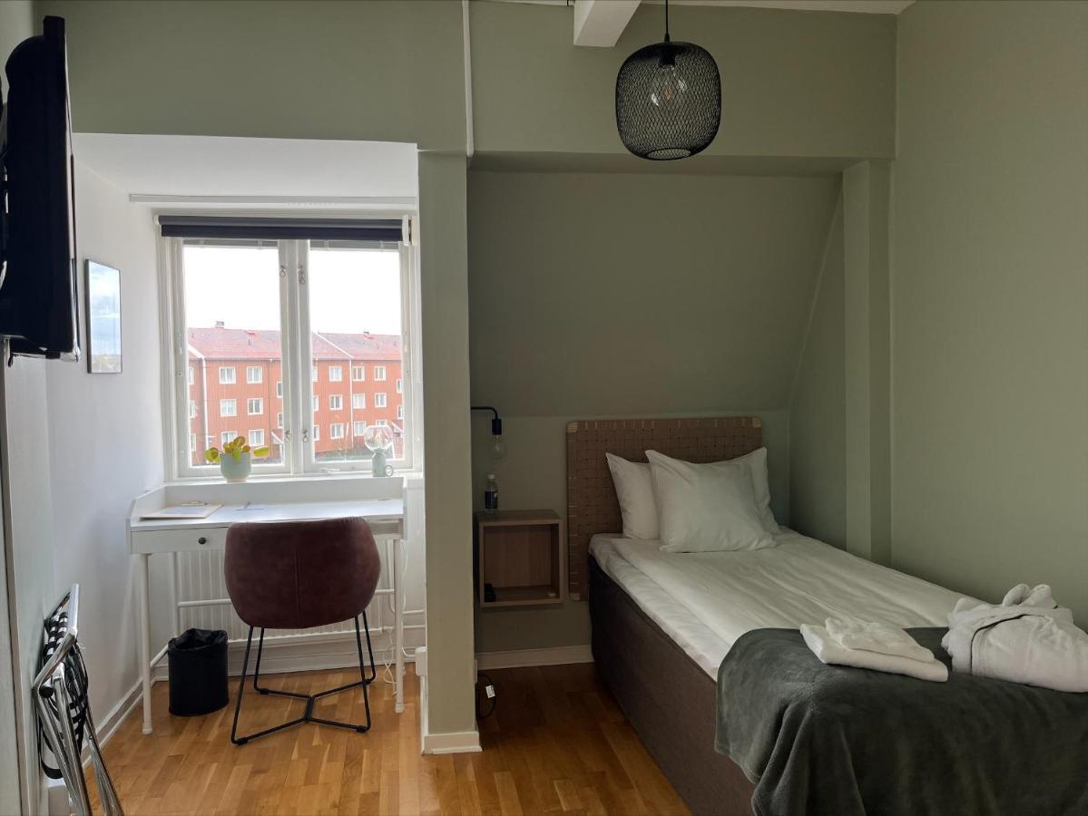 Hotell & Bistro Roedesund Karlsborg Ngoại thất bức ảnh